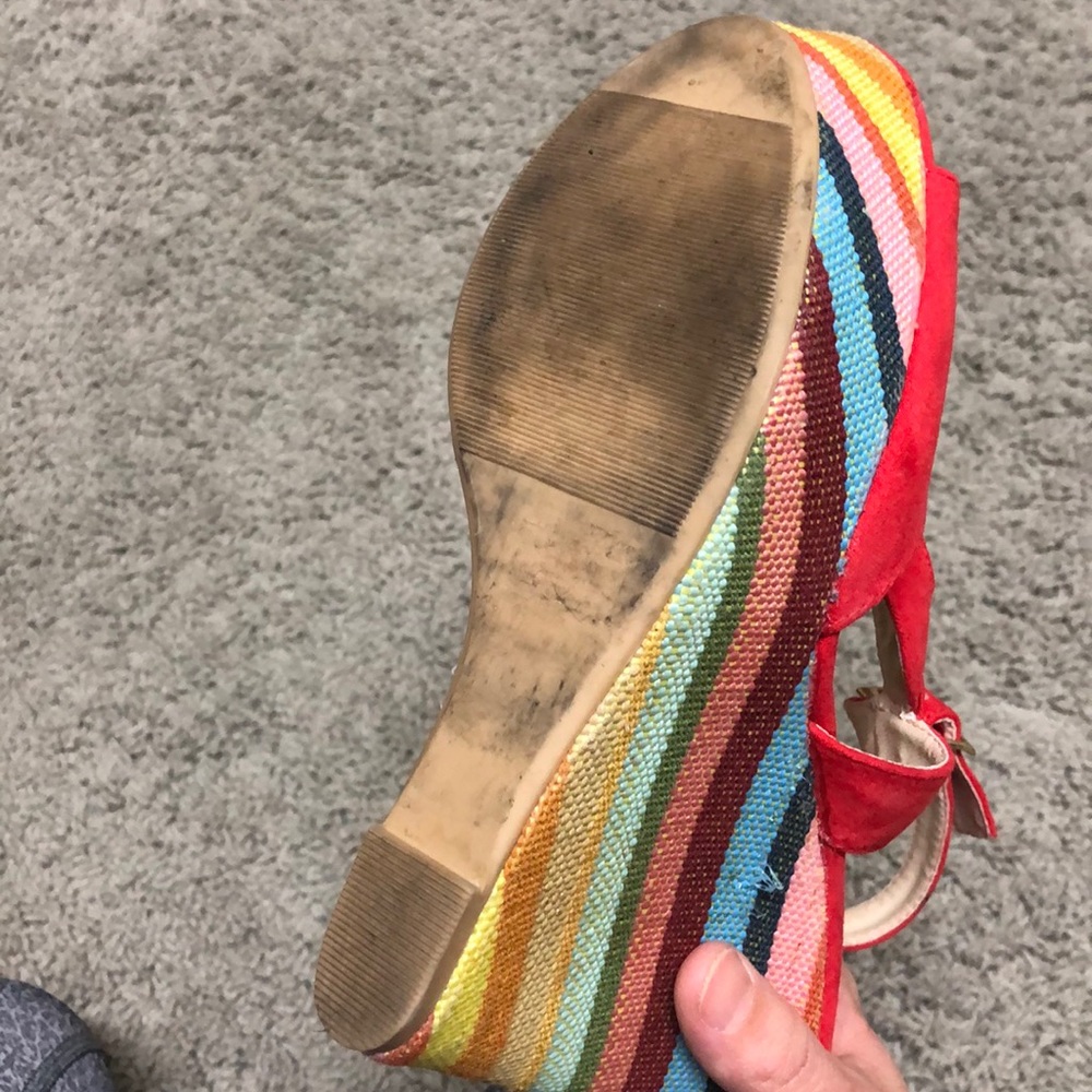 Red wedges - Picture 4 of 5